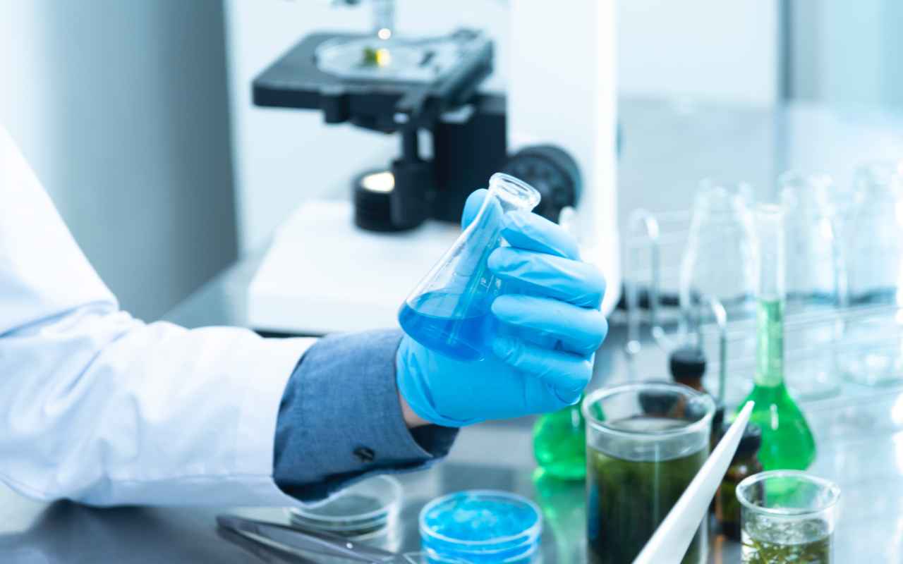 rekomendasi-universitas-di-uk-untuk-belajar-biomedical-science-ican